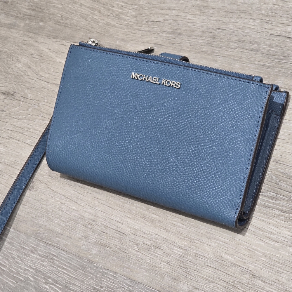 Teal Michael Kors Wrislet Wallet